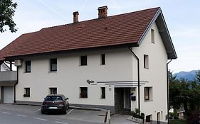 Apartments Repinc